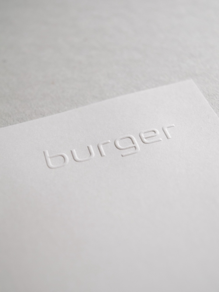 Briefpapier mit Blindprägung